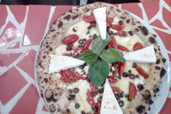 Pizza greca