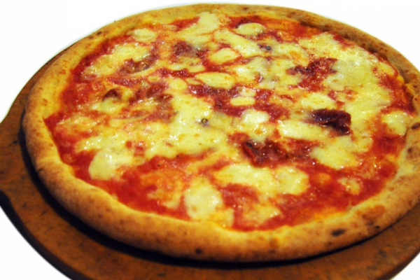 Pizza Amatriciana gluten free