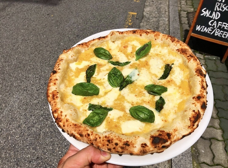 Pizza Margherita Gialla-NAPOLETANA